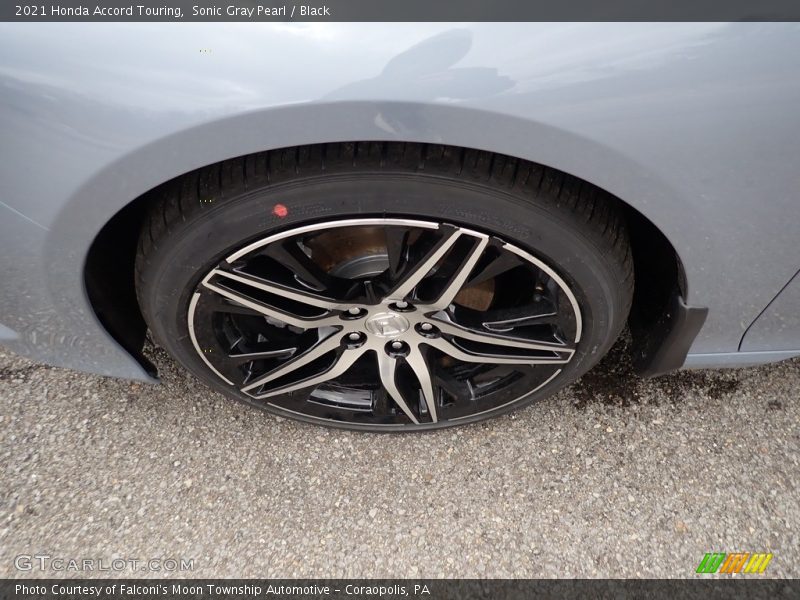 Sonic Gray Pearl / Black 2021 Honda Accord Touring