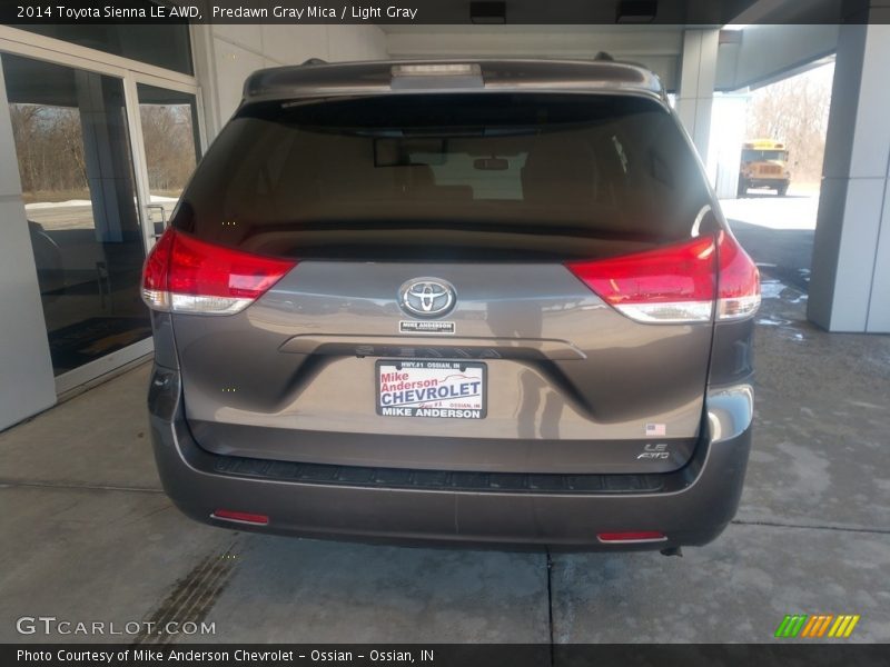 Predawn Gray Mica / Light Gray 2014 Toyota Sienna LE AWD
