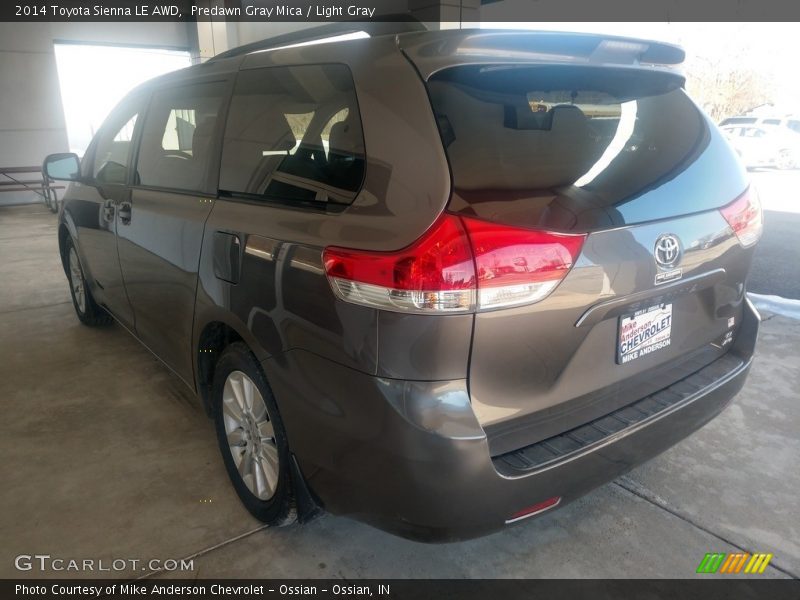 Predawn Gray Mica / Light Gray 2014 Toyota Sienna LE AWD
