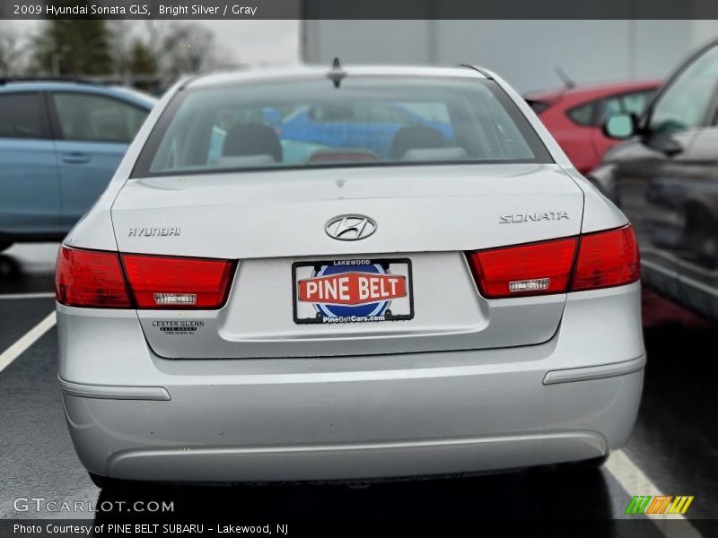 Bright Silver / Gray 2009 Hyundai Sonata GLS