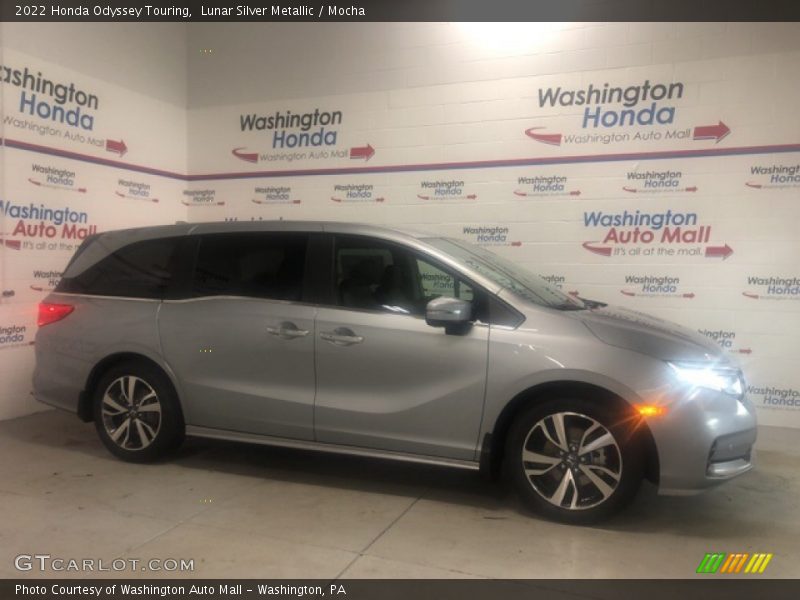Lunar Silver Metallic / Mocha 2022 Honda Odyssey Touring