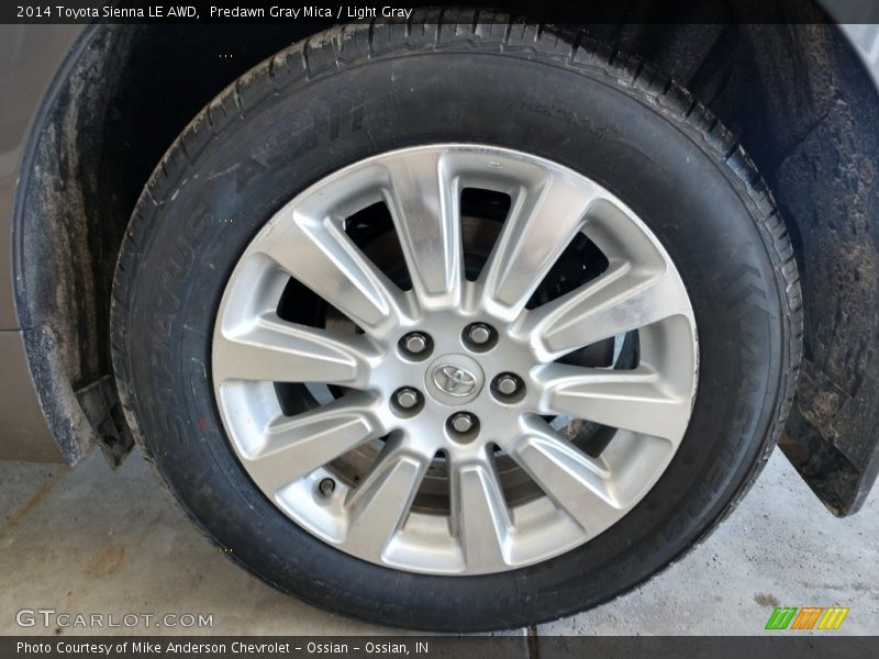 Predawn Gray Mica / Light Gray 2014 Toyota Sienna LE AWD