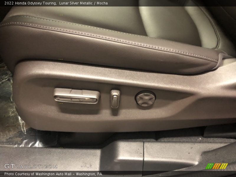 Lunar Silver Metallic / Mocha 2022 Honda Odyssey Touring