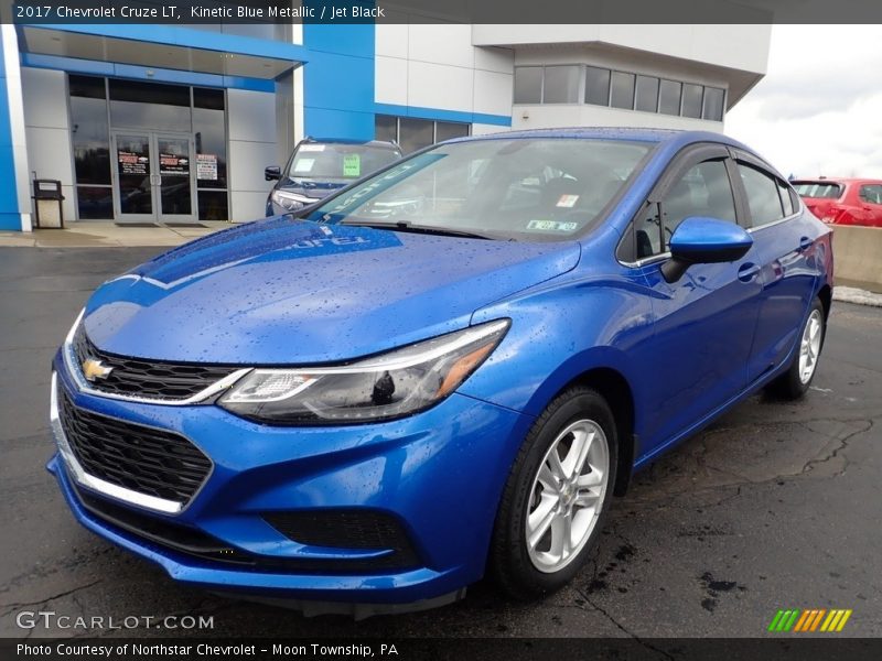 Kinetic Blue Metallic / Jet Black 2017 Chevrolet Cruze LT