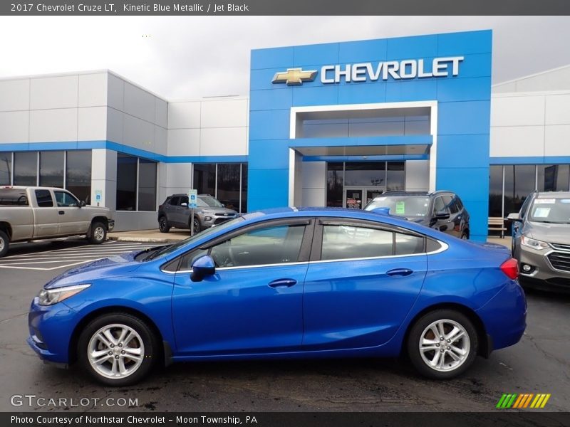 Kinetic Blue Metallic / Jet Black 2017 Chevrolet Cruze LT