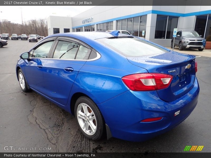 Kinetic Blue Metallic / Jet Black 2017 Chevrolet Cruze LT