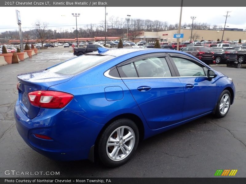 Kinetic Blue Metallic / Jet Black 2017 Chevrolet Cruze LT