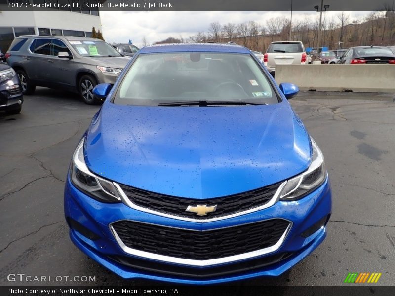 Kinetic Blue Metallic / Jet Black 2017 Chevrolet Cruze LT
