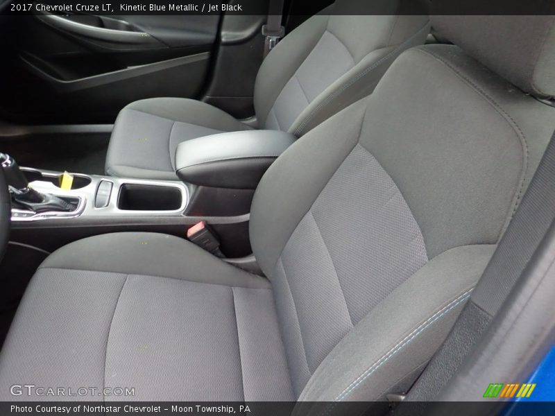 Kinetic Blue Metallic / Jet Black 2017 Chevrolet Cruze LT