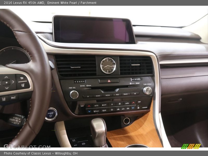 Controls of 2016 RX 450h AWD