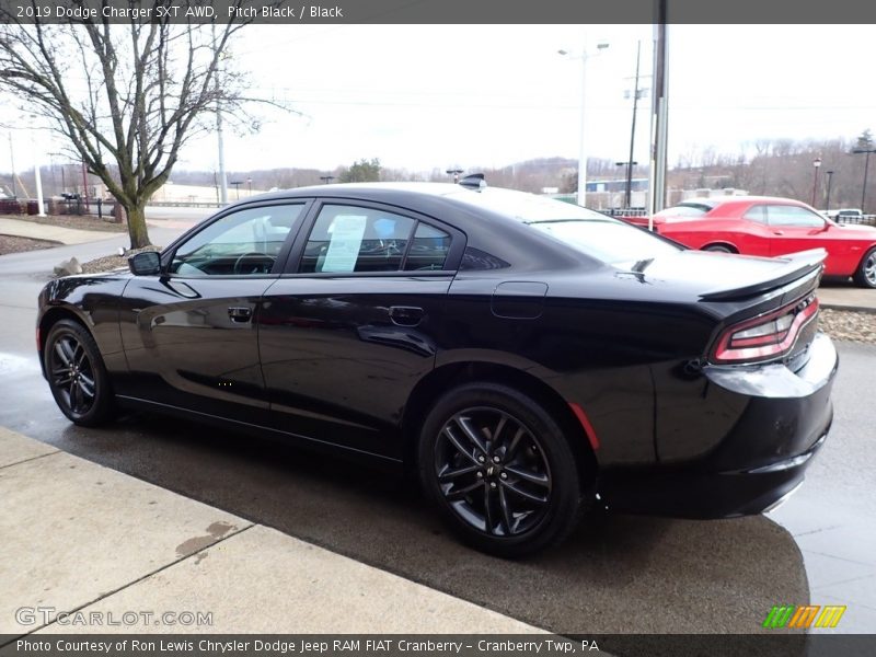 Pitch Black / Black 2019 Dodge Charger SXT AWD