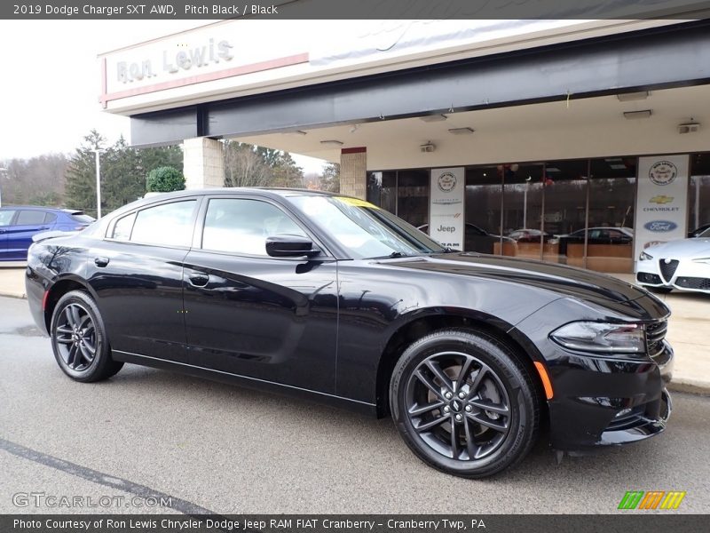Pitch Black / Black 2019 Dodge Charger SXT AWD