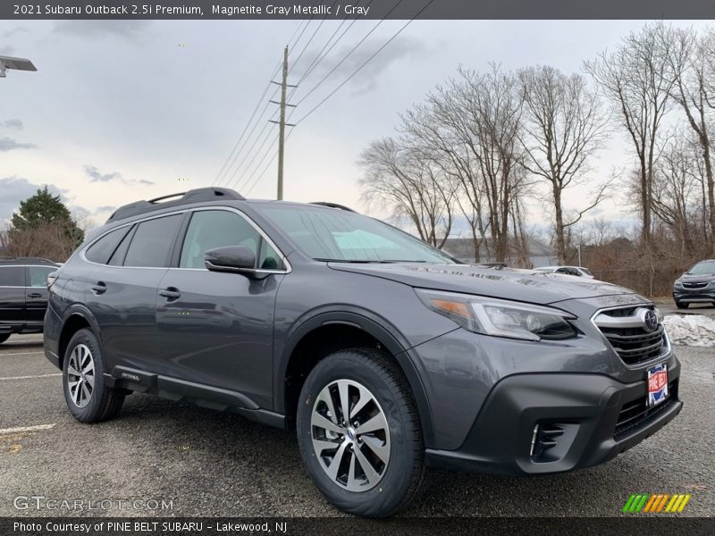 Magnetite Gray Metallic / Gray 2021 Subaru Outback 2.5i Premium