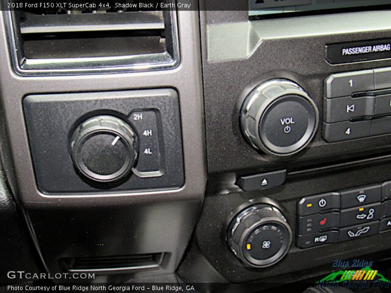 Shadow Black / Earth Gray 2018 Ford F150 XLT SuperCab 4x4