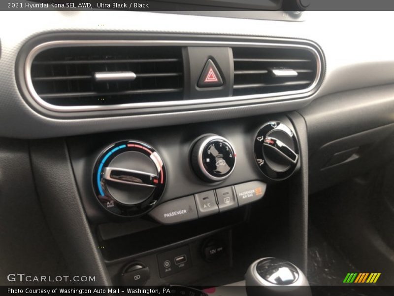 Ultra Black / Black 2021 Hyundai Kona SEL AWD