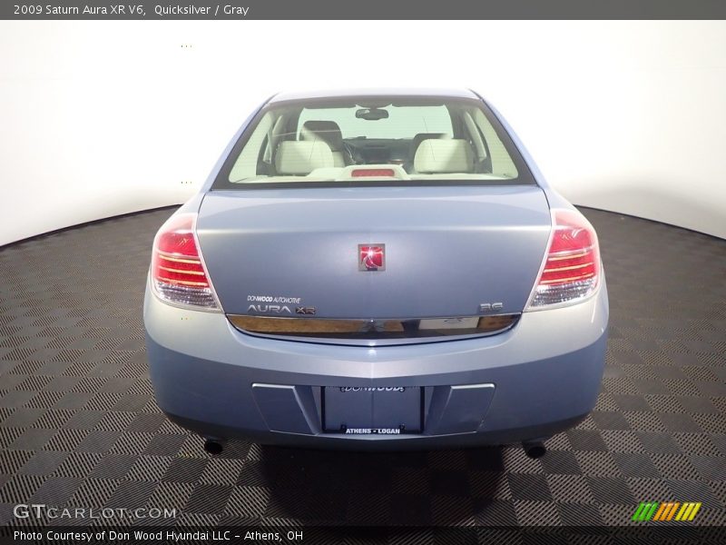 Quicksilver / Gray 2009 Saturn Aura XR V6