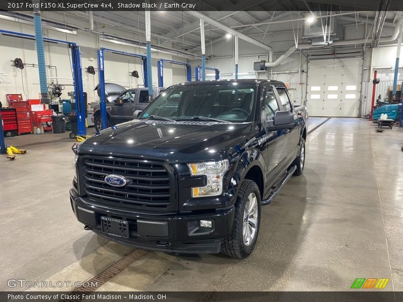 Shadow Black / Earth Gray 2017 Ford F150 XL SuperCrew 4x4