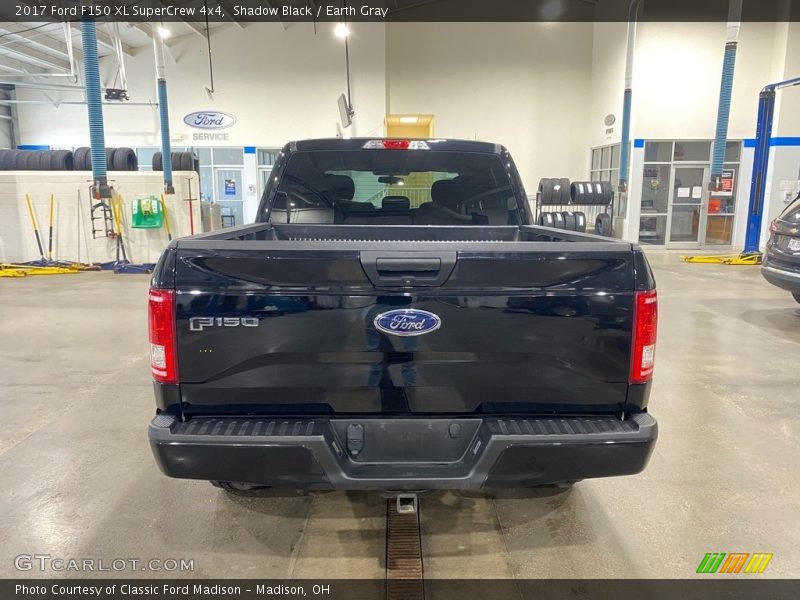 Shadow Black / Earth Gray 2017 Ford F150 XL SuperCrew 4x4