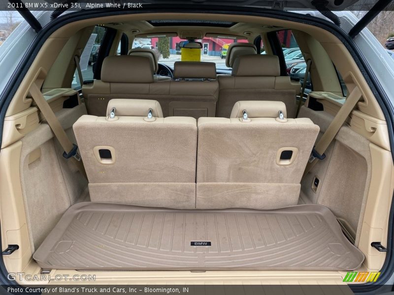 Alpine White / Black 2011 BMW X5 xDrive 35i