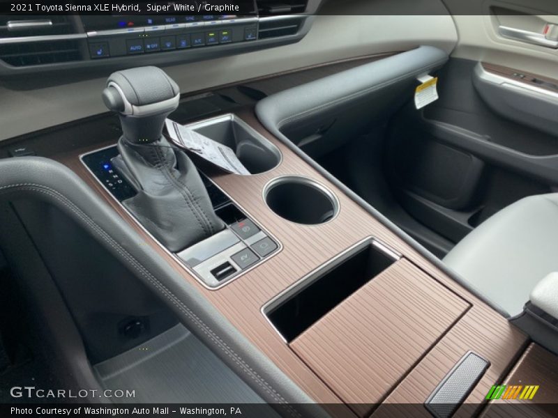 Super White / Graphite 2021 Toyota Sienna XLE Hybrid