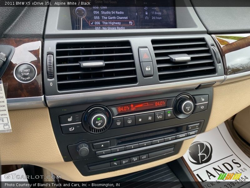 Alpine White / Black 2011 BMW X5 xDrive 35i