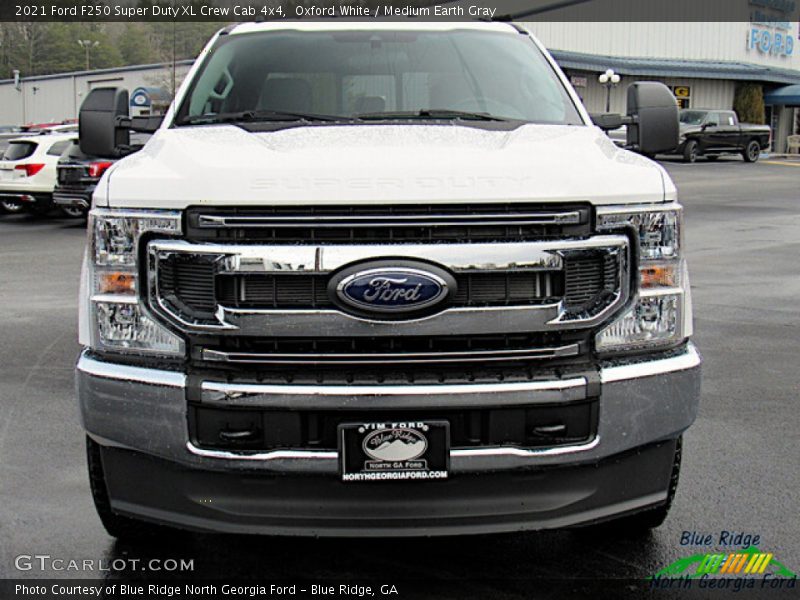 Oxford White / Medium Earth Gray 2021 Ford F250 Super Duty XL Crew Cab 4x4