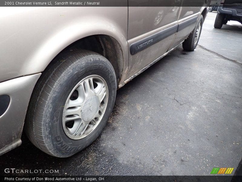 Sandrift Metallic / Neutral 2001 Chevrolet Venture LS