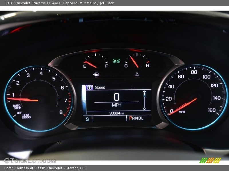 Pepperdust Metallic / Jet Black 2018 Chevrolet Traverse LT AWD