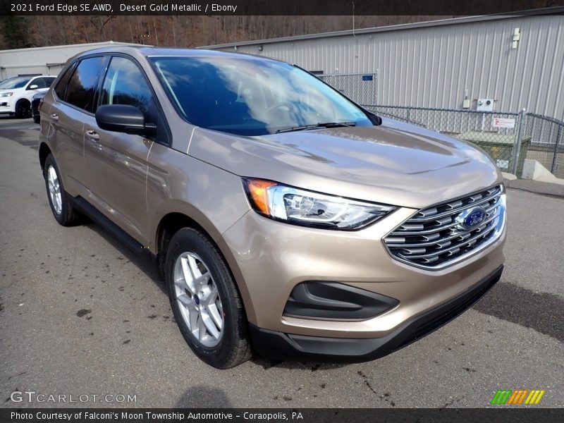 Front 3/4 View of 2021 Edge SE AWD