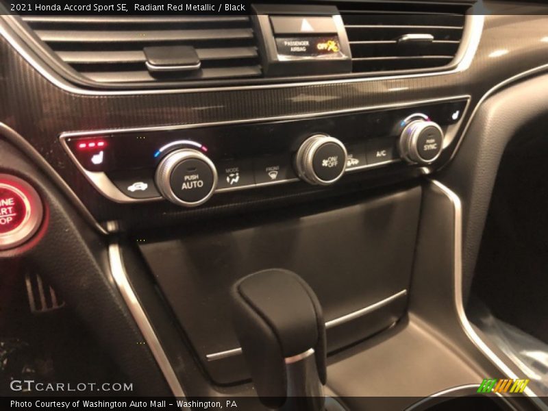 Radiant Red Metallic / Black 2021 Honda Accord Sport SE