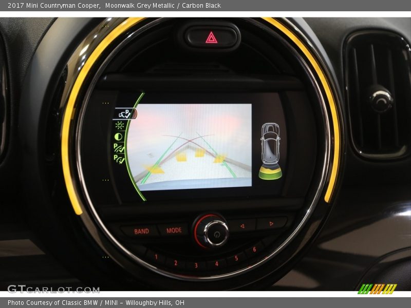 Moonwalk Grey Metallic / Carbon Black 2017 Mini Countryman Cooper