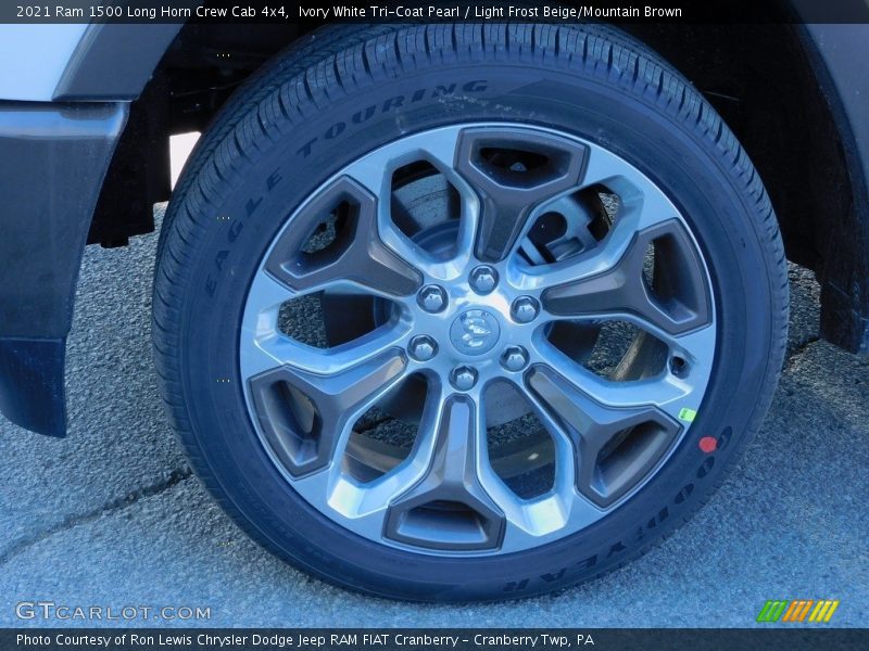 Ivory White Tri-Coat Pearl / Light Frost Beige/Mountain Brown 2021 Ram 1500 Long Horn Crew Cab 4x4