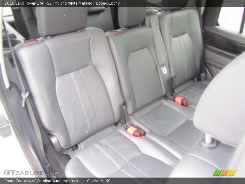 Yulong White Metallic / Ebony/Ebony 2016 Land Rover LR4 HSE