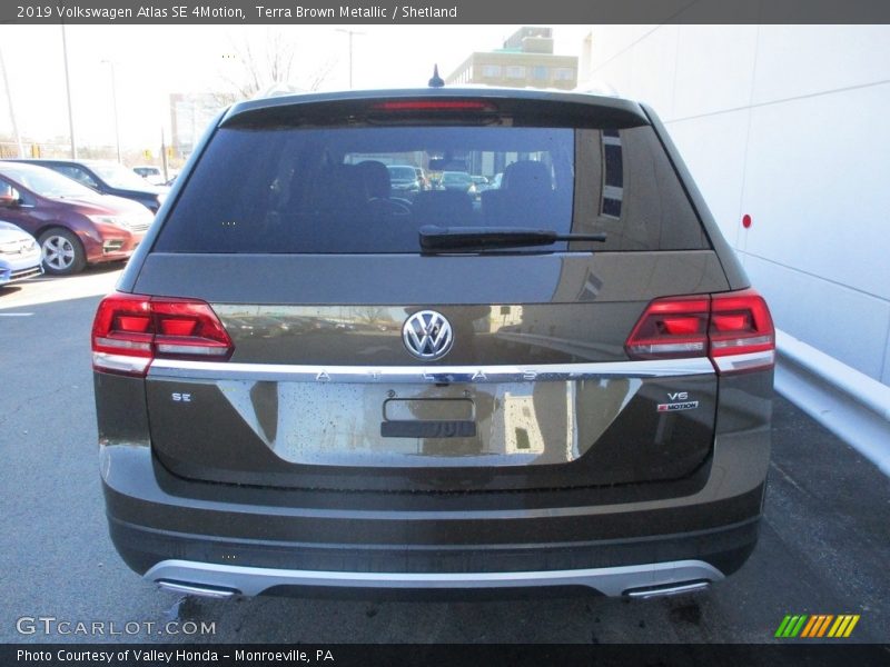 Terra Brown Metallic / Shetland 2019 Volkswagen Atlas SE 4Motion