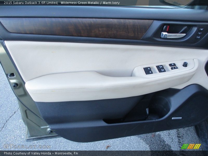 Door Panel of 2015 Outback 3.6R Limited