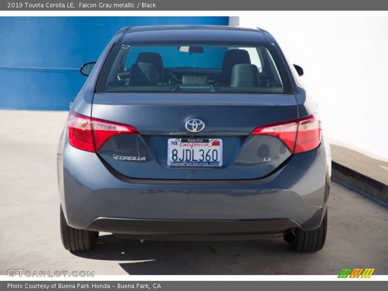 Falcon Gray metallic / Black 2019 Toyota Corolla LE