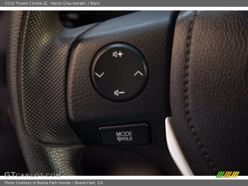 Falcon Gray metallic / Black 2019 Toyota Corolla LE