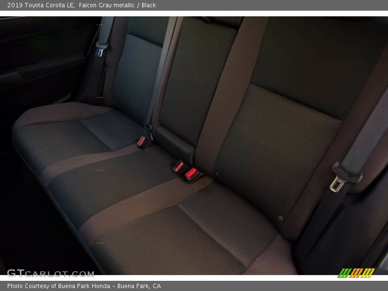 Falcon Gray metallic / Black 2019 Toyota Corolla LE