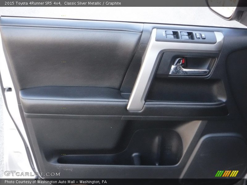 Classic Silver Metallic / Graphite 2015 Toyota 4Runner SR5 4x4