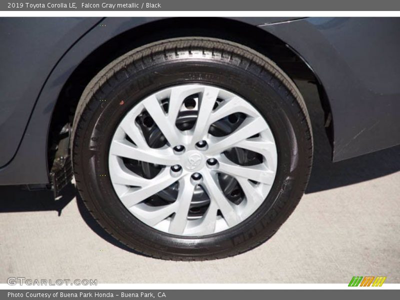 Falcon Gray metallic / Black 2019 Toyota Corolla LE