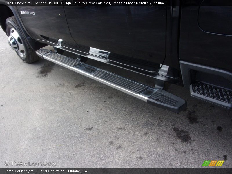 Mosaic Black Metallic / Jet Black 2021 Chevrolet Silverado 3500HD High Country Crew Cab 4x4