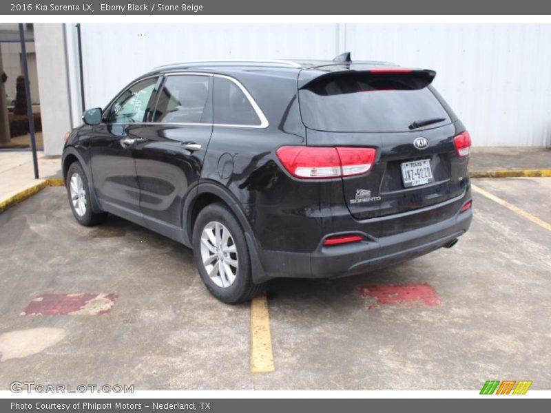 Ebony Black / Stone Beige 2016 Kia Sorento LX