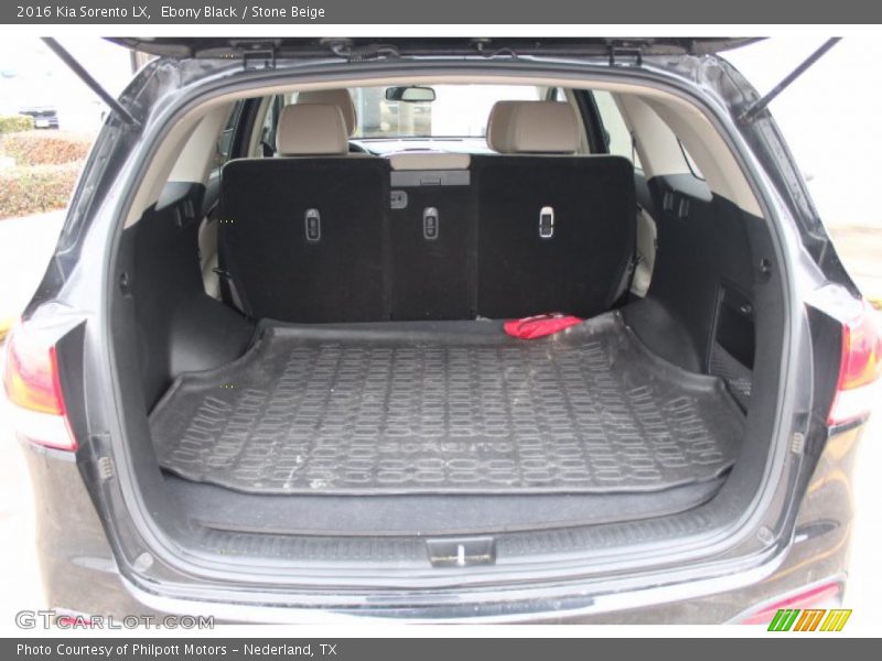Ebony Black / Stone Beige 2016 Kia Sorento LX