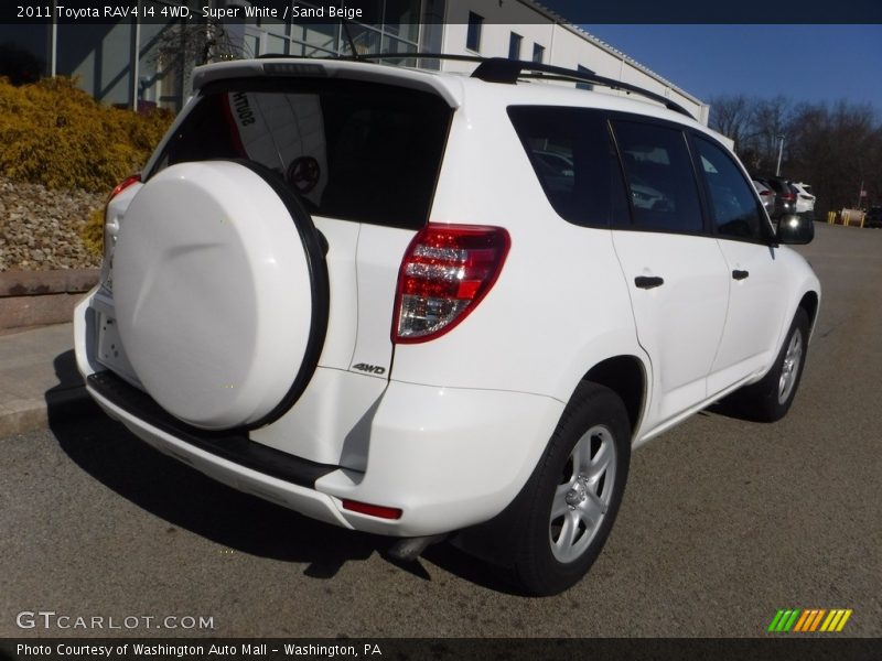 Super White / Sand Beige 2011 Toyota RAV4 I4 4WD