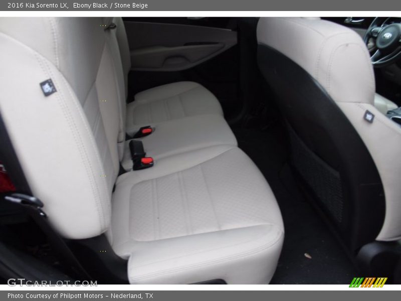 Ebony Black / Stone Beige 2016 Kia Sorento LX