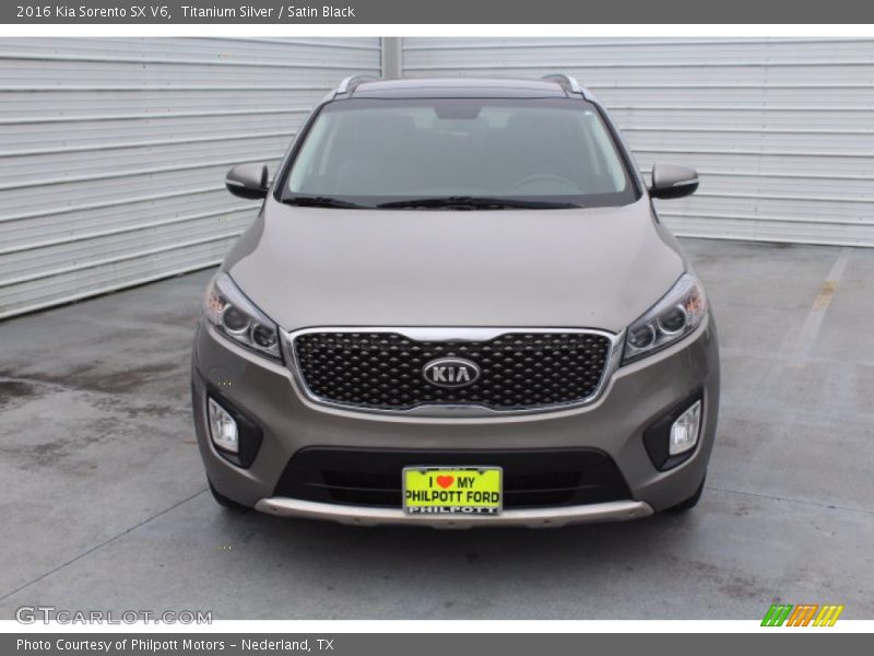 Titanium Silver / Satin Black 2016 Kia Sorento SX V6