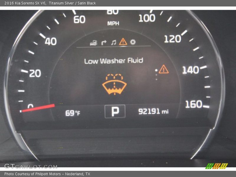 Titanium Silver / Satin Black 2016 Kia Sorento SX V6