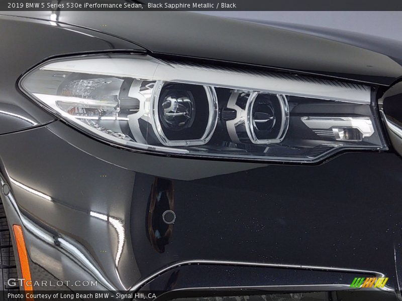 Black Sapphire Metallic / Black 2019 BMW 5 Series 530e iPerformance Sedan