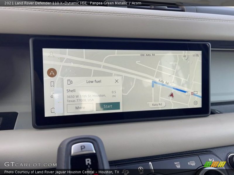 Navigation of 2021 Defender 110 X-Dynamic HSE