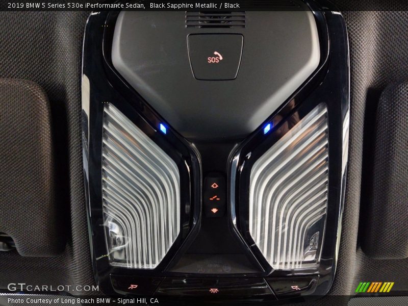 Black Sapphire Metallic / Black 2019 BMW 5 Series 530e iPerformance Sedan